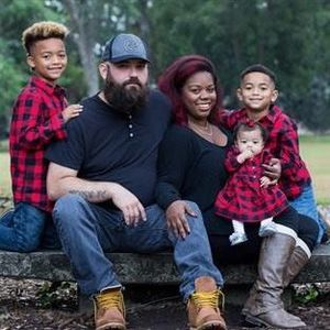 Meet your Posher, Mioshi